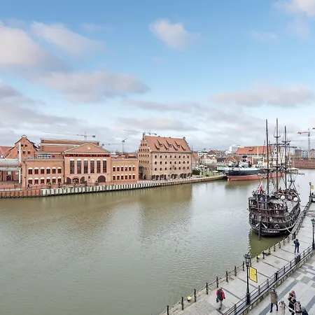 Gdansk Old Town Swietego Ducha Apartment By Noclegi Renters Gdańsk