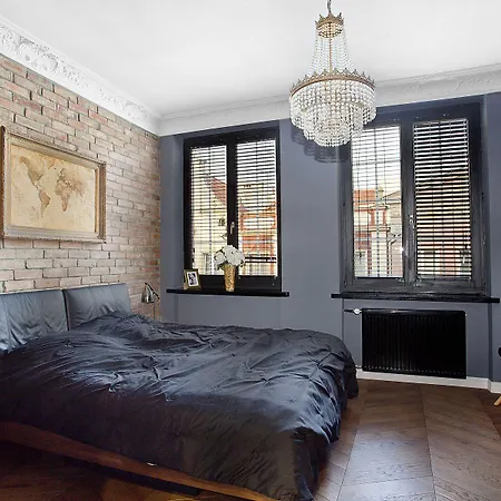 Dom & House - Old Town Swietego Ducha Economy * Gdańsk