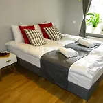 Old Town Swietego Ducha By Renters *